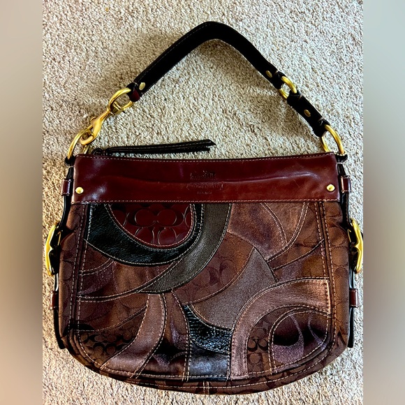 SOLD - Coach Zoe Hobo Patchwork Shoulder Bag - Picture 7 of 11